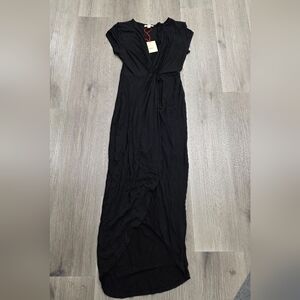 NWT Rolla Coster Size Medium Black‎ Cover Up